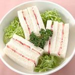いちごのサンドイッチ