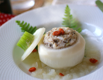 かぶと鶏ひき肉の薬膳ファルシー