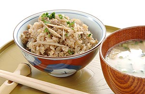 ごぼうと牛肉の炊き込みごはん