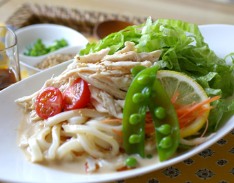 しゃきしゃきレタスの棒棒鶏うどん