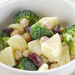 じゃがいもとブロッコリーのクリームチーズ和え