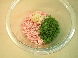 すぎなのピーマン肉詰め