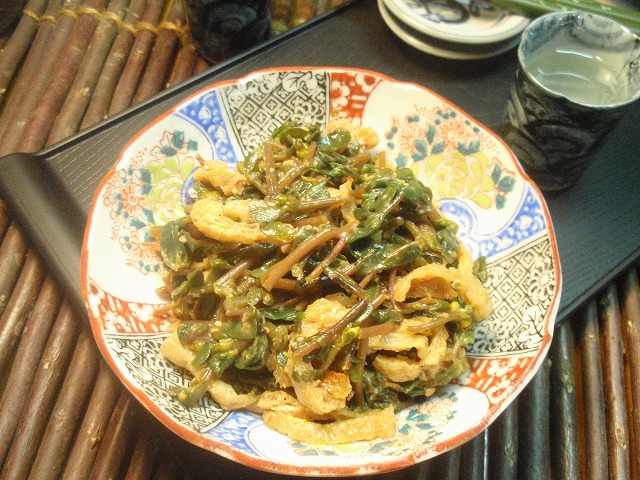 すべりひゆと焼き油揚げの酢味噌和え