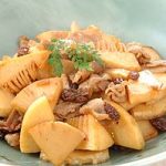 たけのこと豚バラ肉の炒めもの