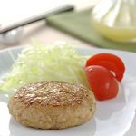 たけのこ・ブロッコリー入りの鶏肉バーグ