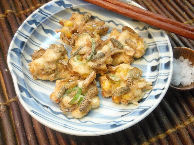 つくしと鶏肉の天ぷら