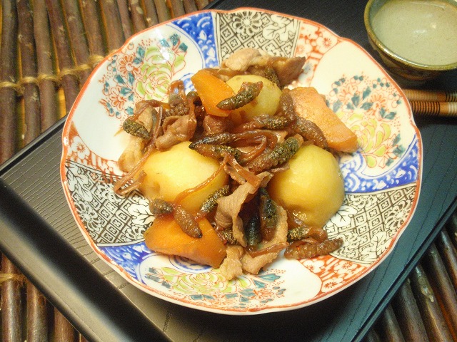 つくしの肉じゃが