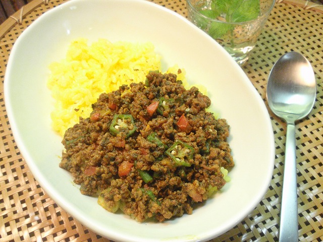どくだみキーマカレー