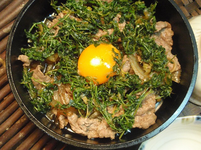 はこべと牛肉のすき焼き風