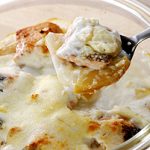 りんごと鮭のチーズグラタン