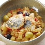 アジとオリーブのトマト煮
