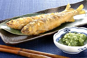 アユの唐揚げきゅうりドレッシング添え