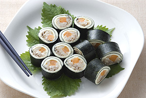 イカとチーズのそば海苔巻き