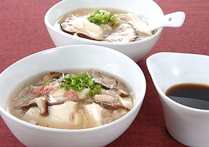 カニあんかけ豆腐花（トウフファー）風