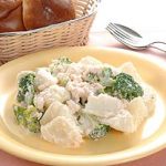 カニとブロッコリーのポテトサラダ