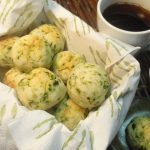 クローバーとじゃがいものプチパン