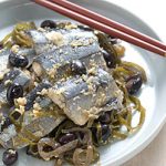 サンマと昆布の黒豆煮