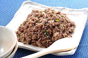 サンマの古代米炊き込みごはん