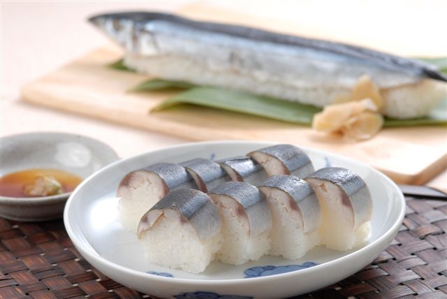 サンマ寿司