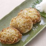 シラスのカレー粉揚げ