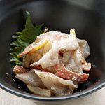 フグのくるみ酢和え