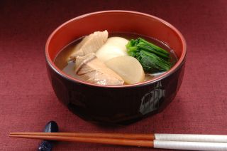 ブリ・大根・ほうれん草の雑煮
