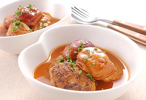 プルーンと豆腐バーグのトマトソース