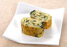 ワカメとジャコの卵焼き