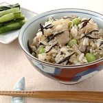乾物と鶏肉の炊き込みごはん