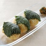 塩じそとおろしにんじんごはんのおにぎり