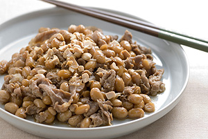 大豆と豚肉の落花生入り甘辛煮