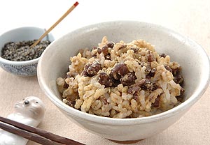 小豆ときな粉の押し麦入りごはん