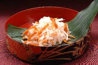 干しあんず入り紅白なます