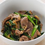 牛肉とにらのキムチ和え