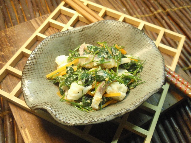 白つめ草とアジの酢味噌和え