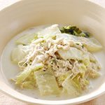 白菜とごぼう・ツナの牛乳スープ