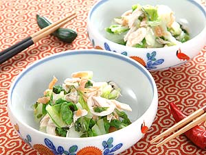 白菜と鶏ササミの梅肉和え