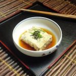 納豆とむきそばの蒸し料理