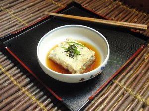 納豆とむきそばの蒸し料理
