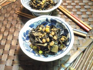 納豆とヒジキの煮物
