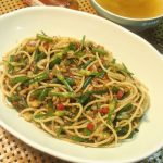 花にらとくるみのパスタ