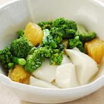 菜の花・ブロッコリー・オレンジの豆腐サラダ