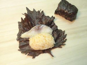 赤じそ寿司
