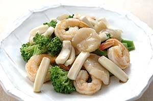 魚介類の中華ドレッシングサラダ