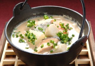 鮭の粕汁鍋