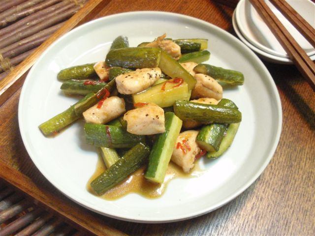 鶏肉ときゅうりの甘酢煮